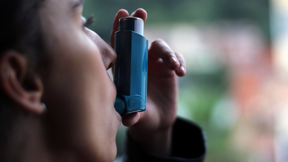 Virtual Trial Shows Combo Rescue Inhaler Nearly Halves Severe Asthma Attacks.