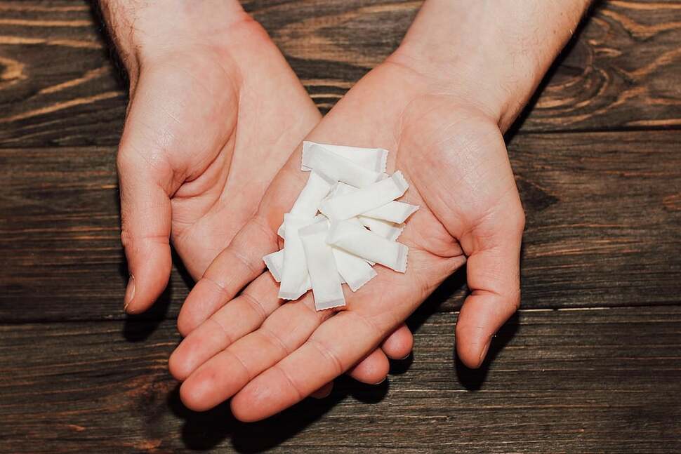 Smokers Turning To Nicotine Pouches To Help Them Quit, Study Suggests.