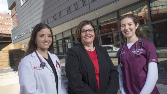 As Omicron Surged, Rutgers Nursing Undergraduates Headed to Frontlines.