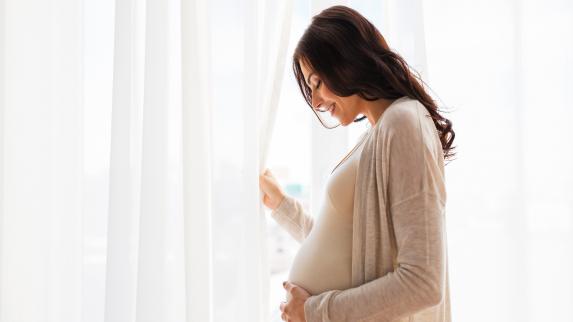 Treating Moderately Elevated Blood Pressure During Pregnancy.